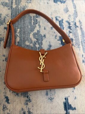 Fashion bag  Tan Leather Shoulder Bag with GoldHardware